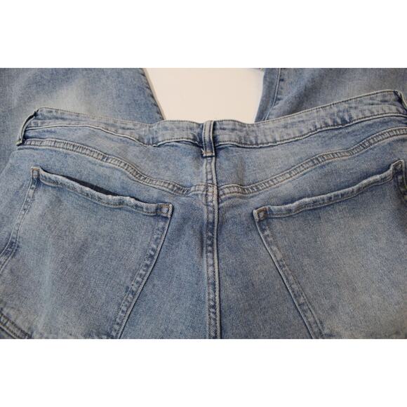 Old Navy O.G. Straight Leg High Rise Lite Wash Blue Jeans Size:20 Distressed - Picture 12 of 16